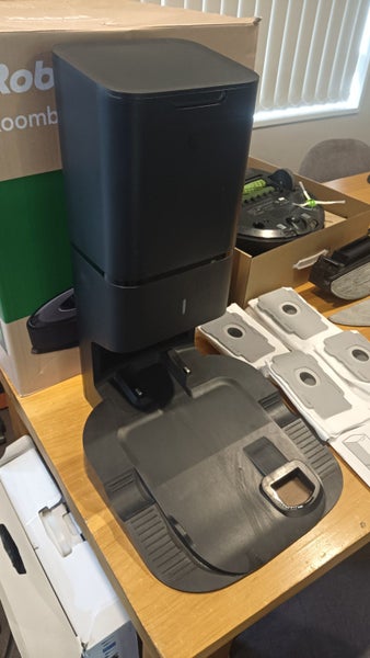 irobot i8+ Roomba Combo Robot Vac & Mop + Auto Emptying Clean Base + Extras64194548039170112