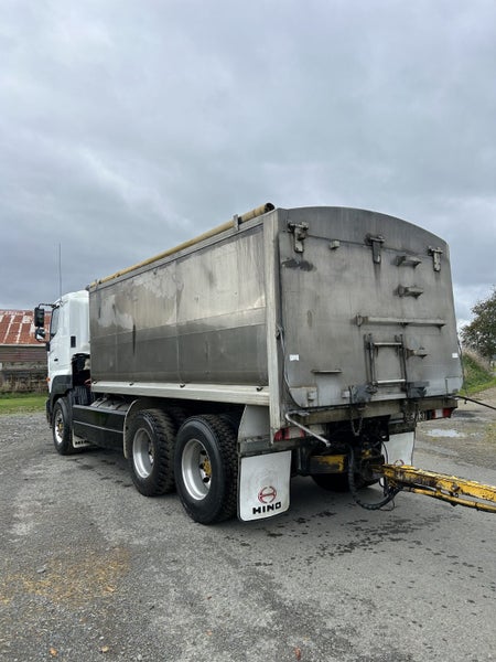 2012 Hino Alloy Unit64195440899458111