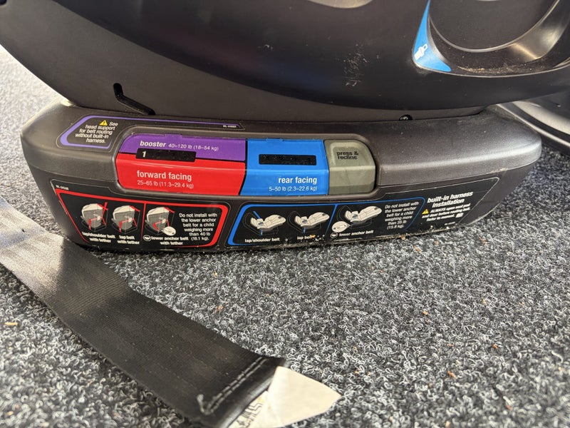 Nuna Exec Car seat64195877667074111