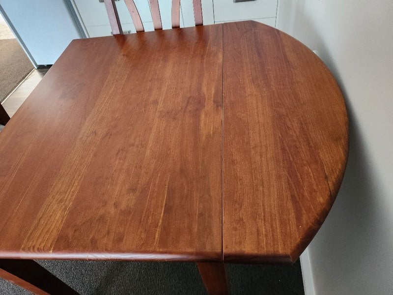 Dining room table with 2 chairs64196313932289111