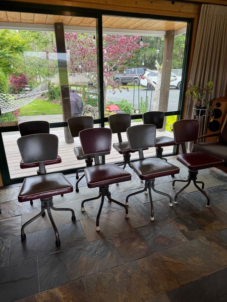 Collection of Vintage Charles Judd Chairs in good cond.64196721771138111