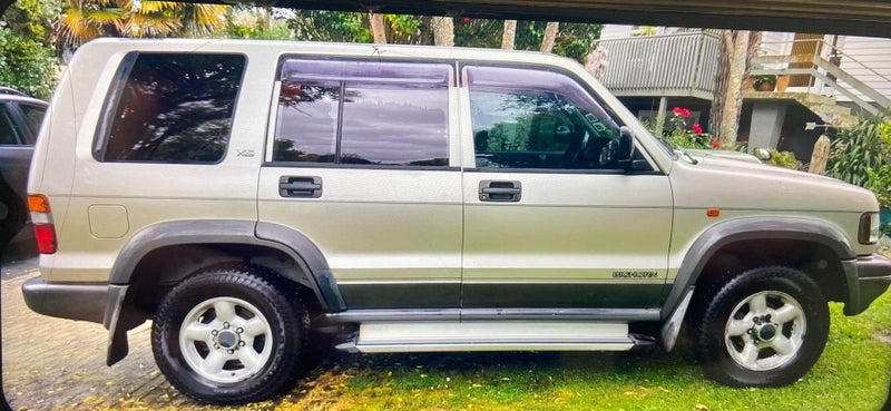 1996 Isuzu Bighorn 3.1D Xs64197360120961111