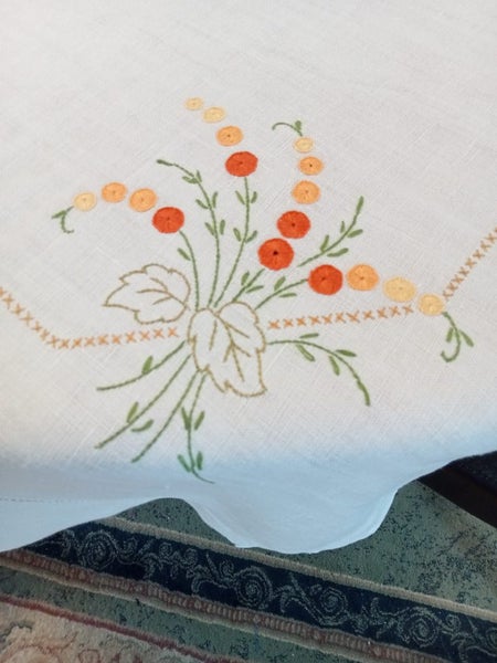 Lovely floral embroidered linen tablecloth Carousel 1