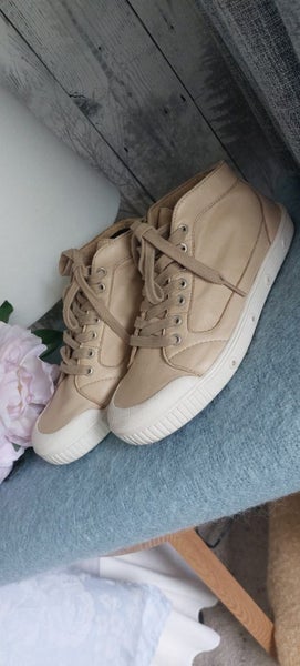 SPRING COURT Highend softest leather sneaker Size 36/37 VG cond RRP $38064314274413059110