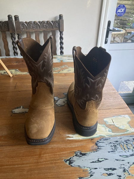 Ariat Boots - like new64196914970369112