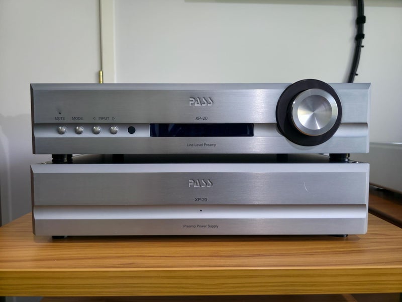 Pass Labs XP-20 Preamplifier - MSRP $15,000+64196914987009110