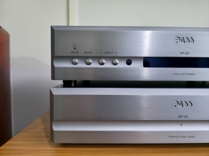 Pass Labs XP-20 Preamplifier - MSRP $15,000+64196914987009111