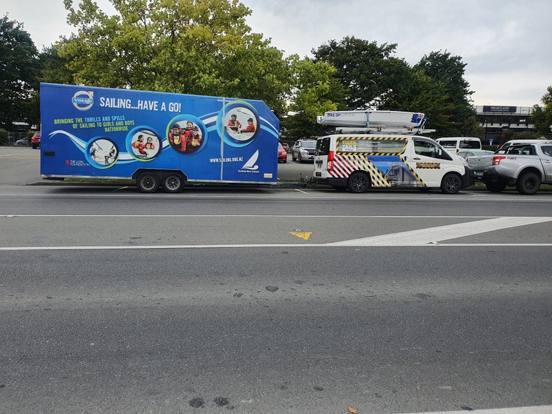 Tandem axle closed in trailer64197136964737110