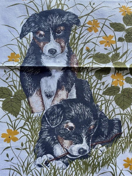 A cute little UNUSED vintage cotton Tea Towel - Puppies Carousel 2