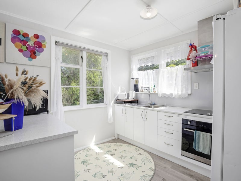 3 Bedroom Character & Charm64197361655811112
