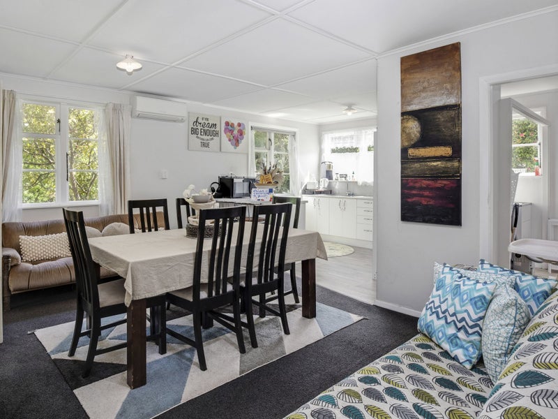 3 Bedroom Character & Charm64197361655811114