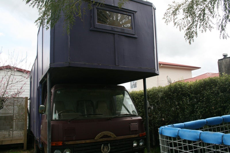 mobile tiny home Carousel 13