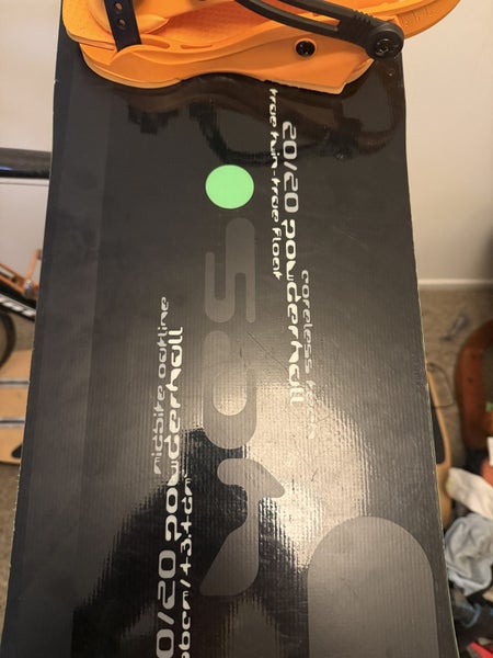 Yes 20/20 Snowboard + Union Bindings Carousel 2