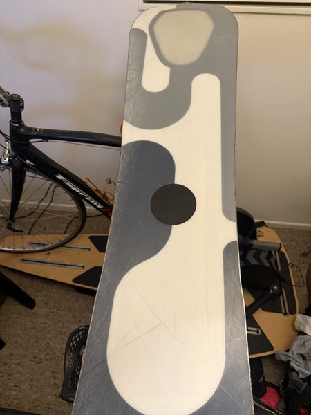 Yes 20/20 Snowboard + Union Bindings Carousel 4