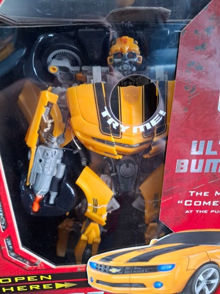 Transformers Ultimate Bumblebee64197782954498110