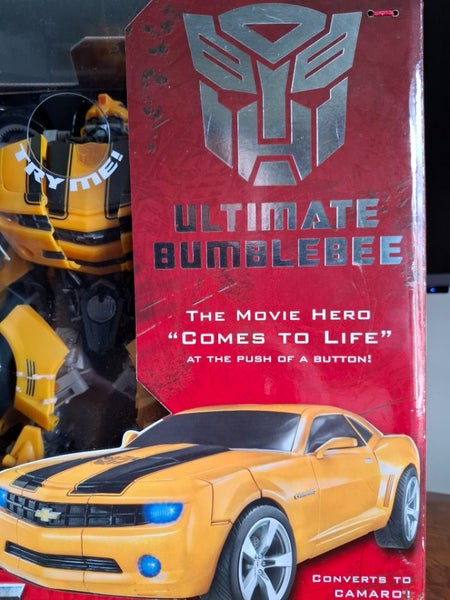 Transformers Ultimate Bumblebee64197782954498111