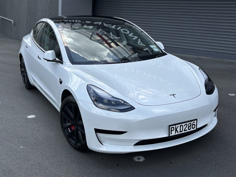 2022 Tesla Model 3 Rear Wheel Drive64198663919363114