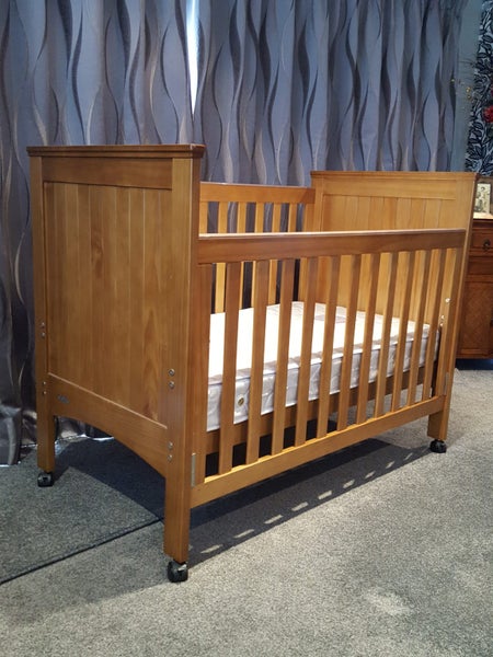 Grotime Cot and Accessories Carousel 2