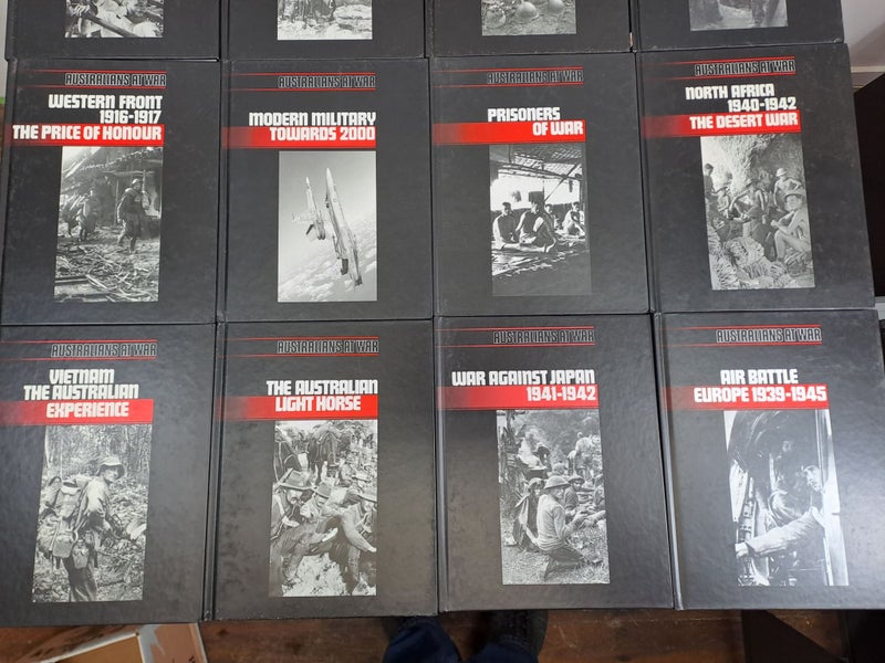 Australians At War, Hard Cover x16 Complete Set Carousel 3