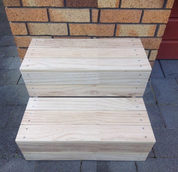 Spa Pool / Deck / Caravan Steps 40cm high Carousel 1