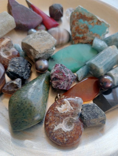 Collection of precious and semi precious stones Carousel 1