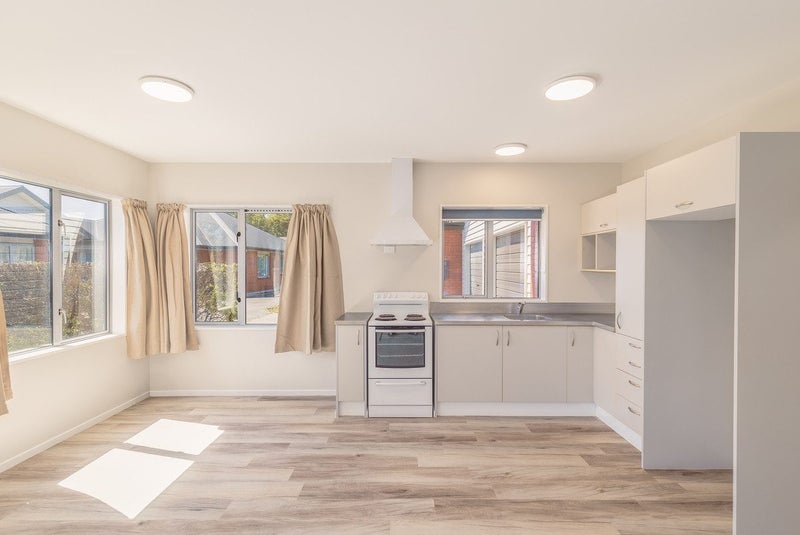 Affordable, Modern, and Effortlessly Easy-Care64206823899395114