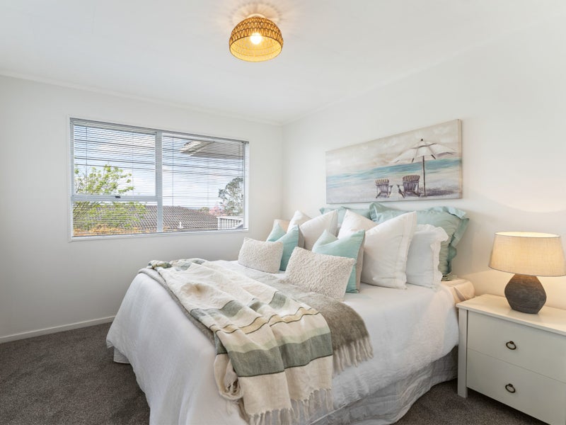 Renovated, Roomy and Ready64206824040323114