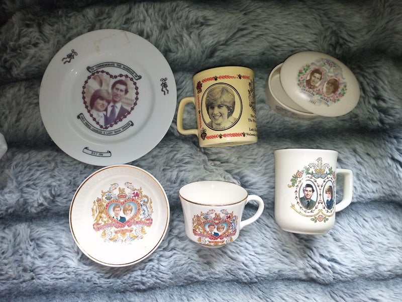 Princess Diana Prince Charles Wedding Carousel 1