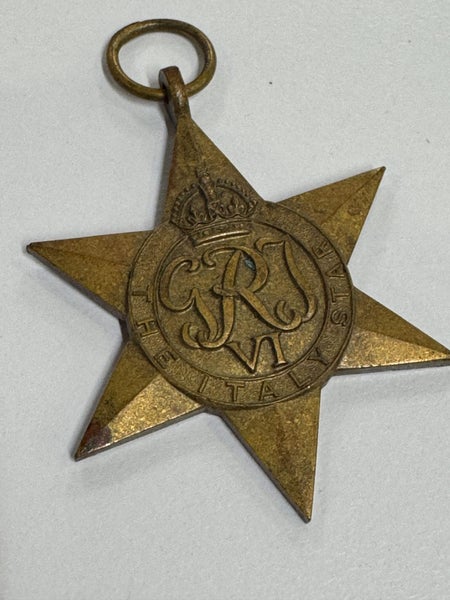 The Italy Star Medal 1939-1945 Carousel 1