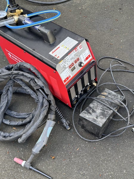Mitech tig welder digital tig 200 Carousel 1