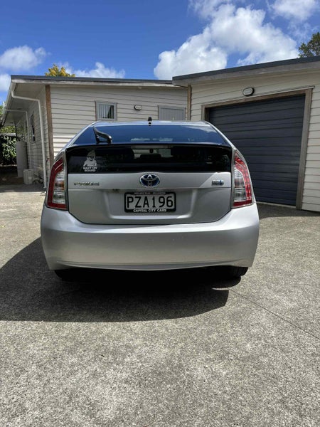 2014 Toyota Prius Hybrid64209196913665111