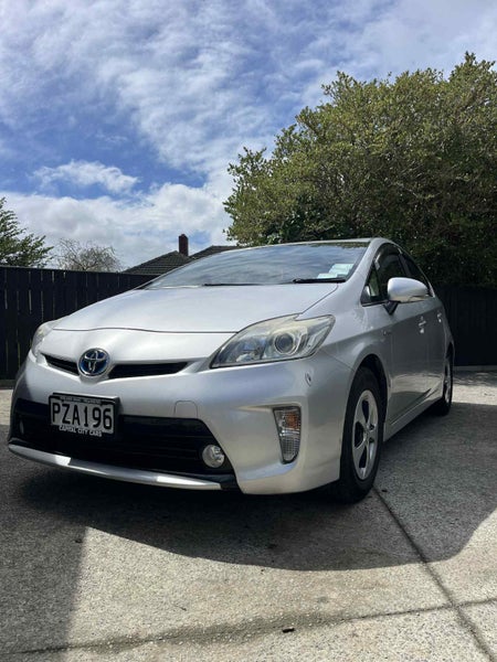 2014 Toyota Prius Hybrid64209196913665110