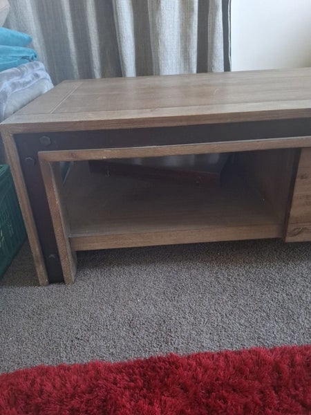 Coffee Table64210071146754111