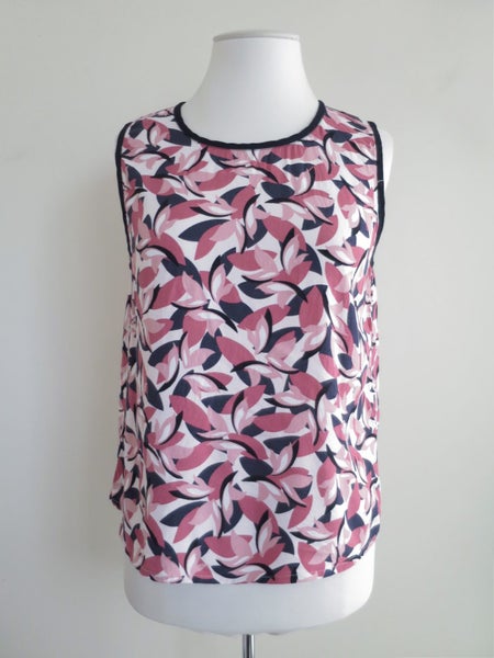 TRENERY (Country Road) *100% Viscose Pink Patterns Printed Tank Top* M/12 Carousel 1