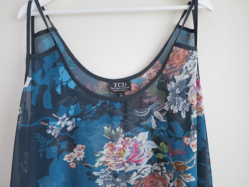 TCD (NZ) *Designer Stunning Florals Chiffon Floaty Summer Top* L/20 Carousel 2
