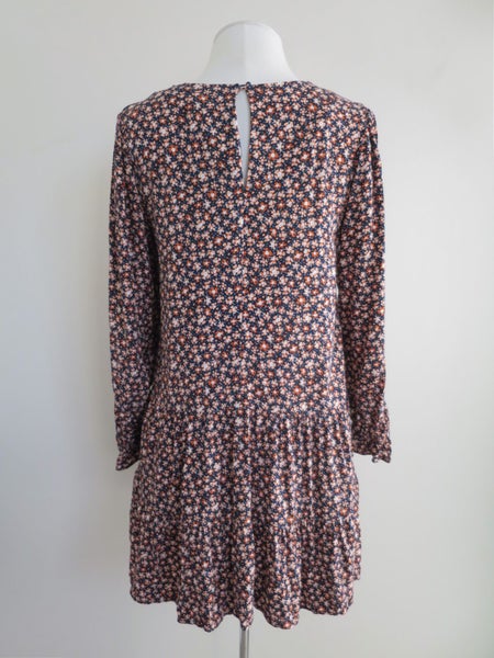 WHISTLE *100% Viscose Ditzy Florals Tiered Tunic Dress* 10 Carousel 4