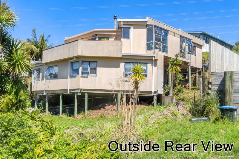 Opportunity with Harbour Glimpses & North-Facing64212427902338110