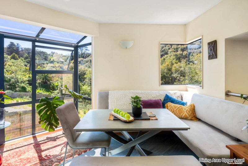 Opportunity with Harbour Glimpses & North-Facing64212427902338113