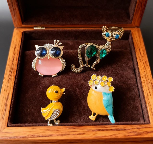 (4X Crystal Brooches) Sparkling Statement Brooches Beautiful Brooches BHAL16LH-3 Carousel 1