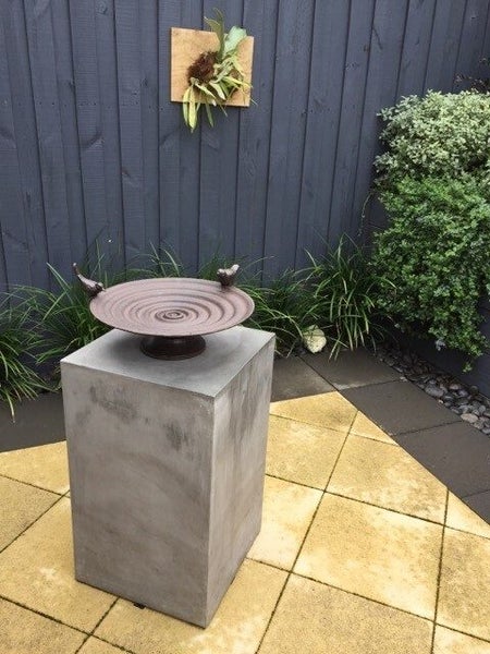 Mr Gecko 2 Birds Cast Iron Beautiful Hand Made Circular Bird Bath40cm dia Carousel 2