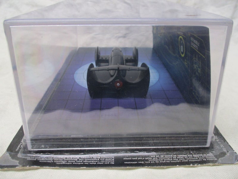 MWX3 6358 - Justice League - Batman Live - Batmobile Die Cast Model Carousel 2