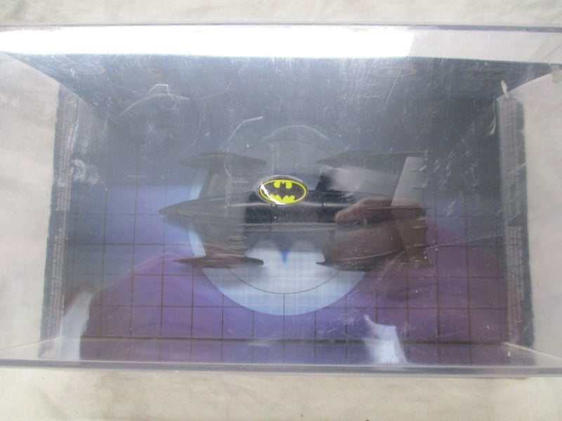 MWX3 6358 - Justice League - Batman Live - Batmobile Die Cast Model Carousel 5