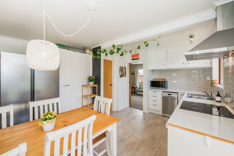 Vendors Upsizing - Get In Quick!64215733533185113