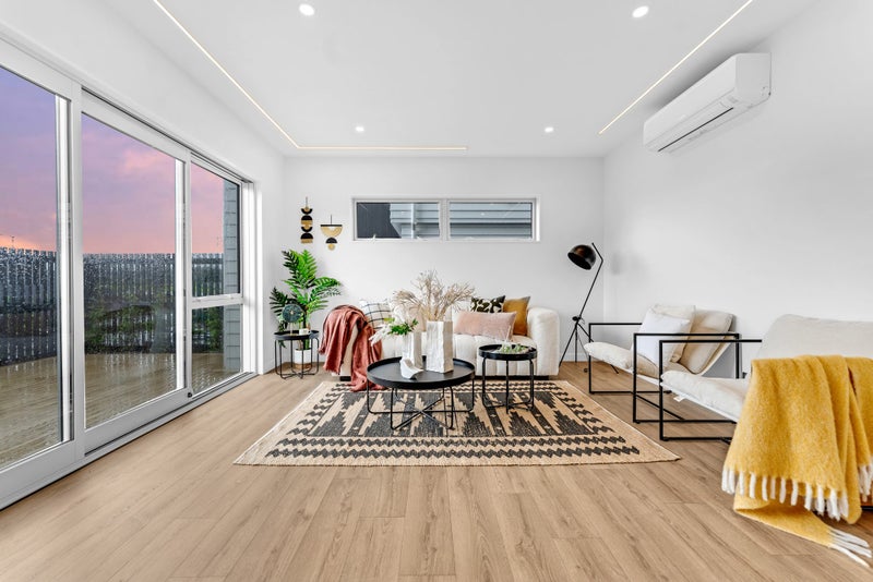 Luxury Living & Everyday Convenience in Milldale!64217854203907112