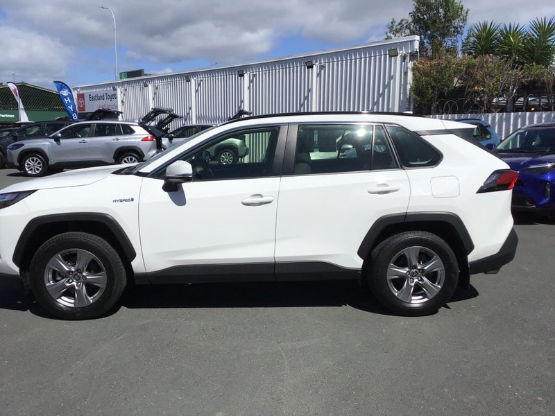 2024 Toyota RAV4 GX 2.5P AWD Hybrid SUV64217144473475113