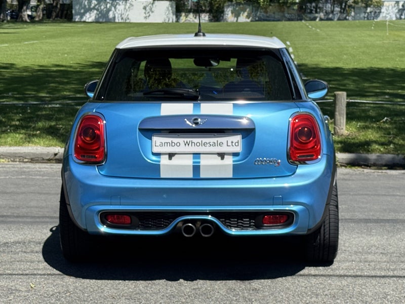 2015 MINI Cooper S 2.0 Turbo - JCW EXCITEMENT P...64217852155011113