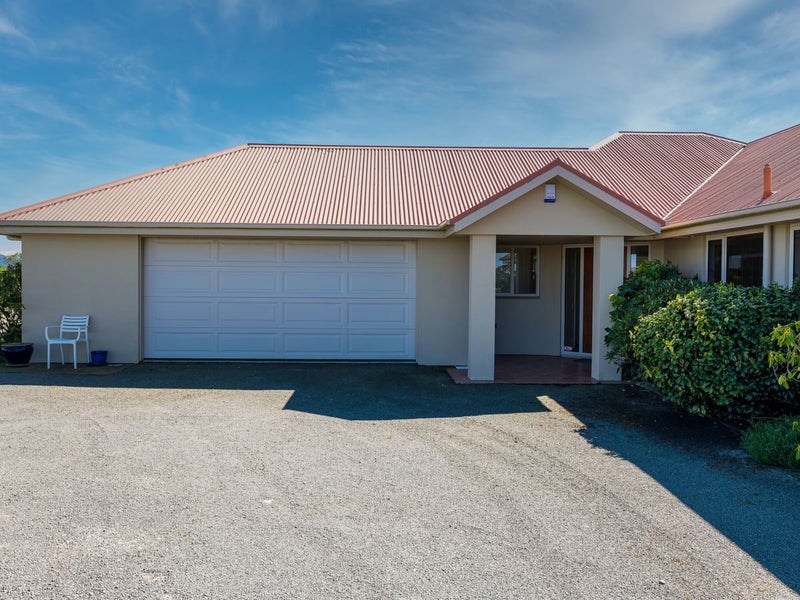 Unmatched Space and Style!64217854017922113