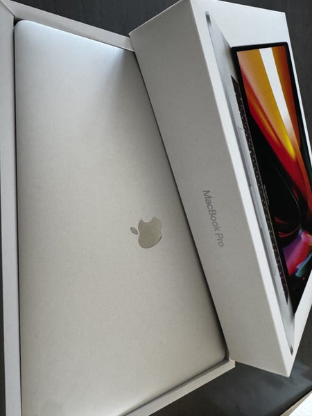 $1 No Reserve - MacBook Pro 16” (2019)2.3 GHz 8-Core Intel i9 | 16 GB RAM | 1 TB64218049852161111