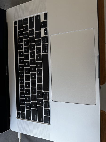 $1 No Reserve - MacBook Pro 16” (2019)2.3 GHz 8-Core Intel i9 | 16 GB RAM | 1 TB64218049852161113