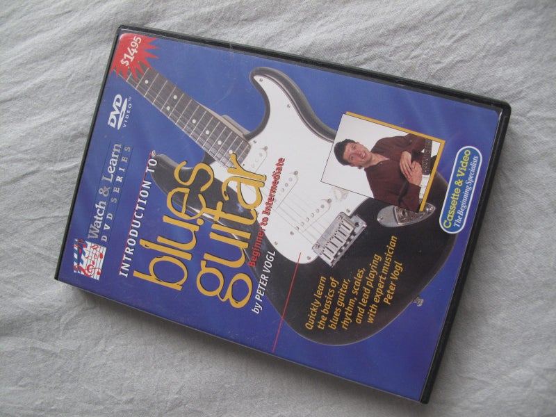Introduction to Blues Guitar - DVD :)64458862529155110